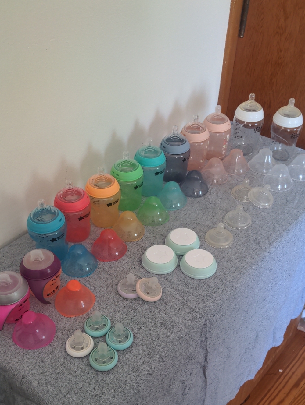 Tommee Tippee Closer to Nature Bottle & Pacifier Bundle